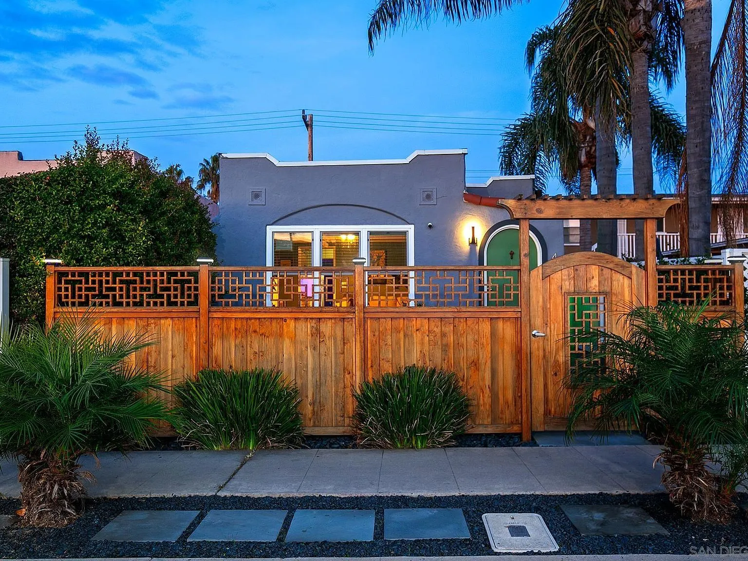 4844 Long Branch Ave, San Diego, CA 92107 - 2