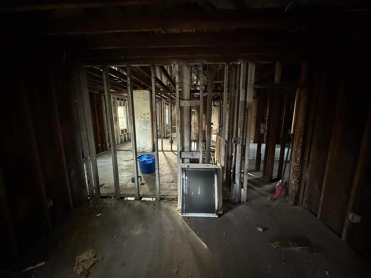 1036 Newton St, Columbus, OH 43205 - 5