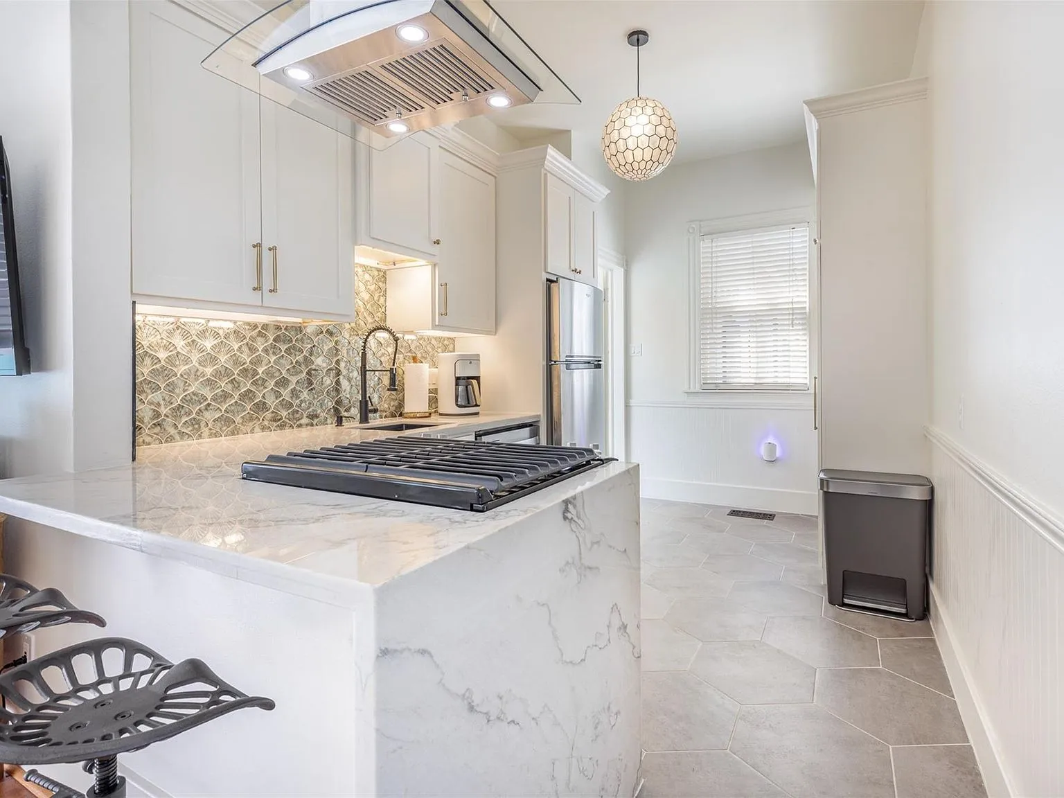 3027 Avenue O 1/2, Galveston, TX 77550 - 4