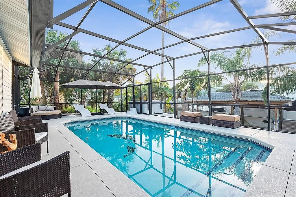 61 Comanche Ct, Palm Coast, FL 32137 - 2