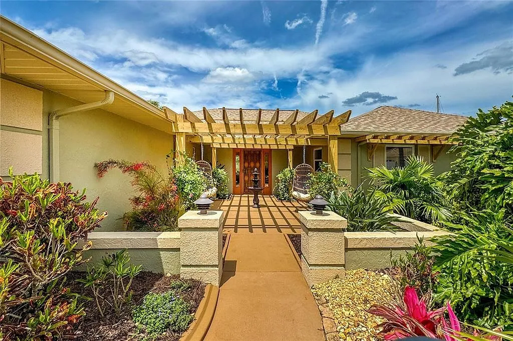 Unique dome house in Joshua Tree desert