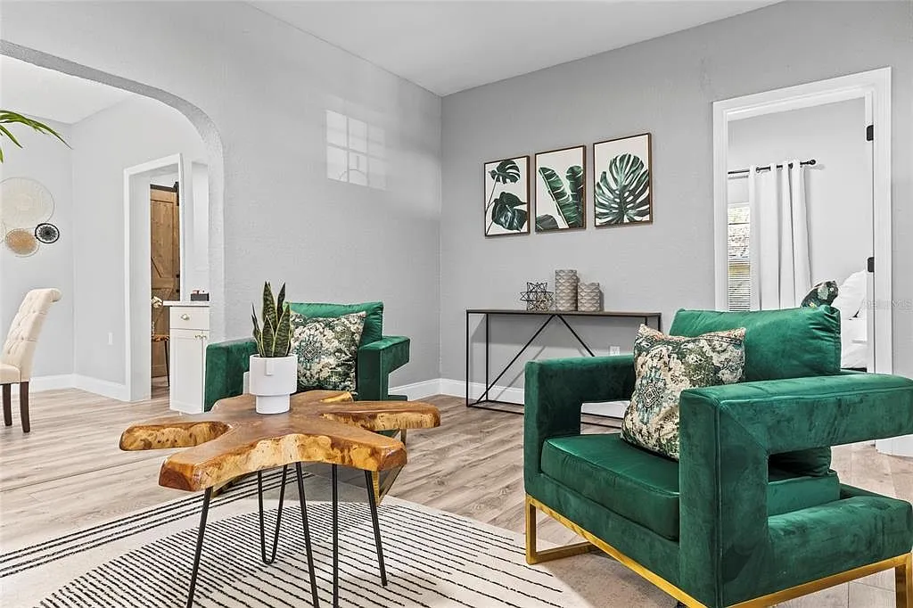 807 E Genesee St, Tampa, FL 33603 - 5