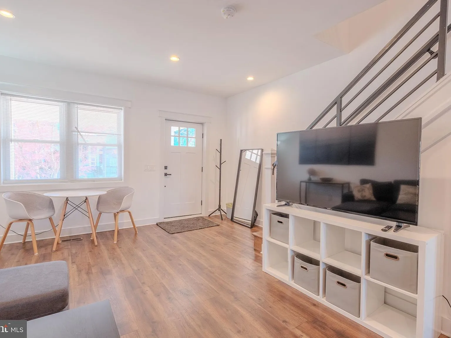 413 Delafield Pl NW, Washington, DC 20011 - 2