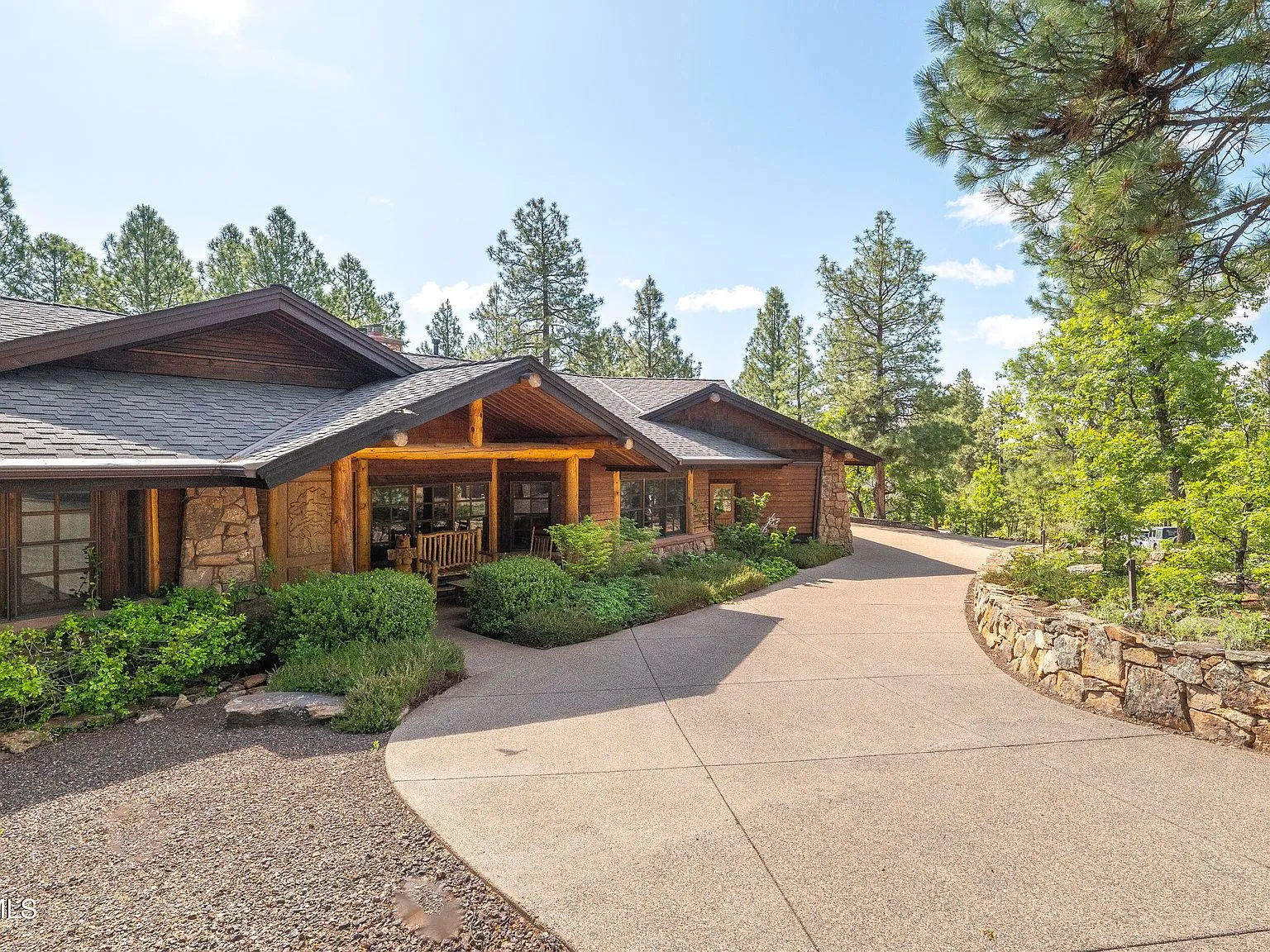 4560 S Saddle Horn, Flagstaff, AZ 86005 - 3