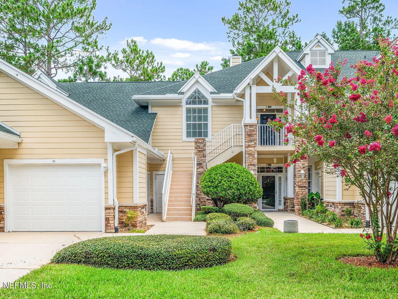 Unique dome house in Joshua Tree desert
