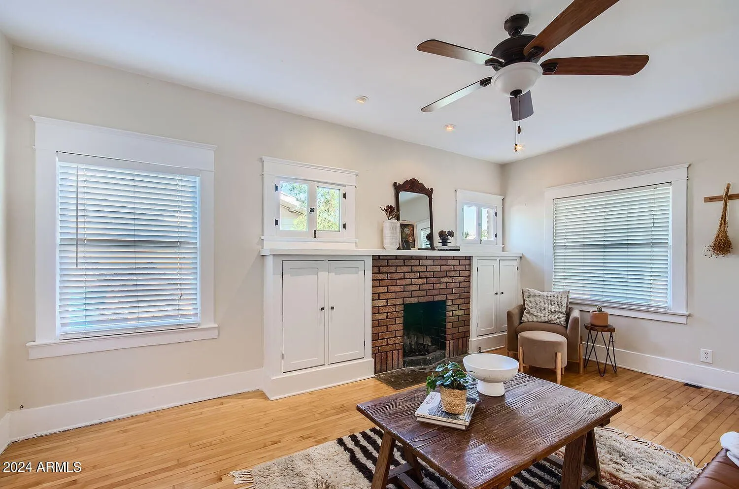 2034 N Dayton St, Phoenix, AZ 85006 - 4