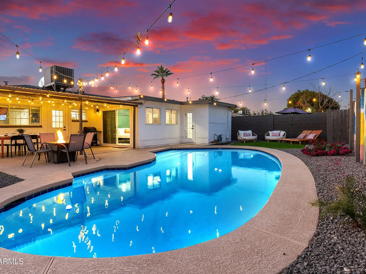 2401 N 37th St, Phoenix, AZ 85008 - Cover Photo