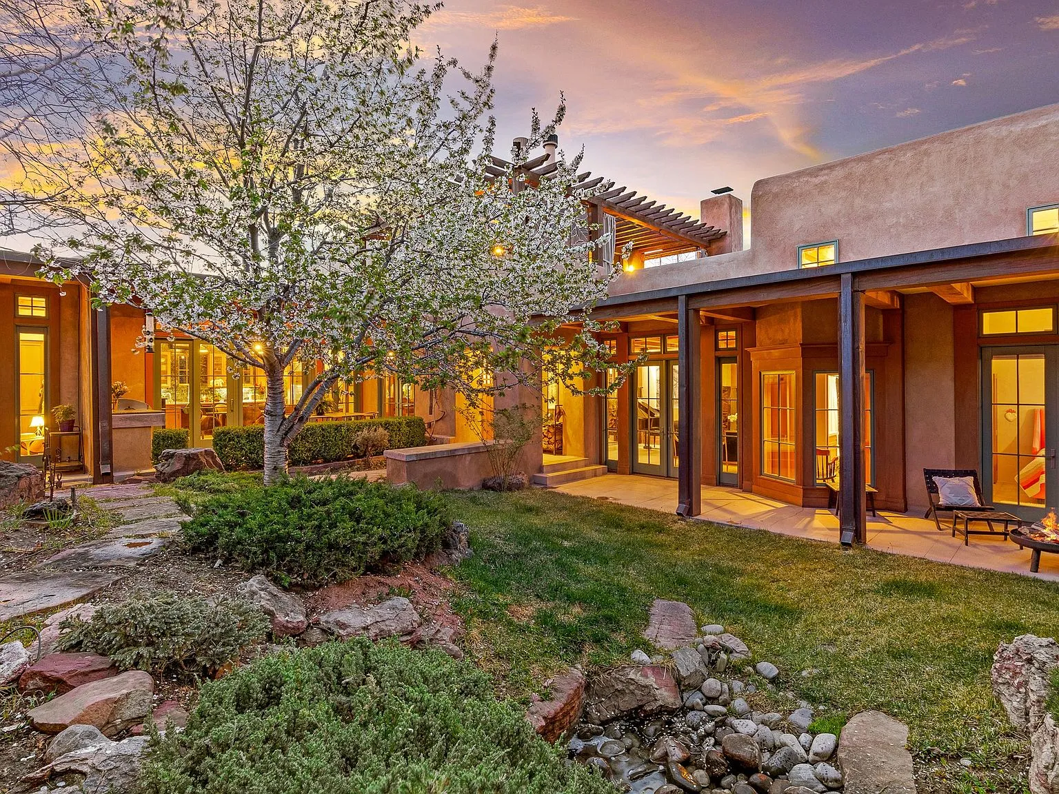 992 Old Pecos Trl, Santa Fe, NM 87505 - Cover Photo