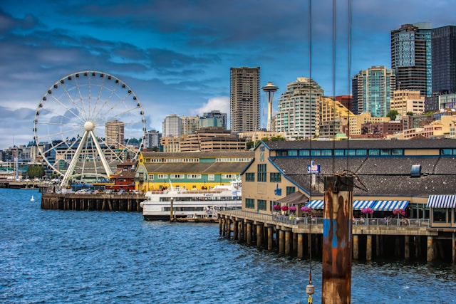 Airbnb Data on 5,834 Active Vacation Rentals in Seattle
