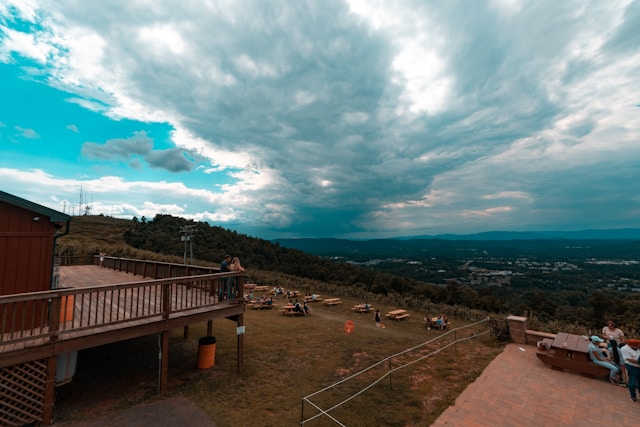 Airbnb Data on 665 Active Vacation Rentals in Charlottesville