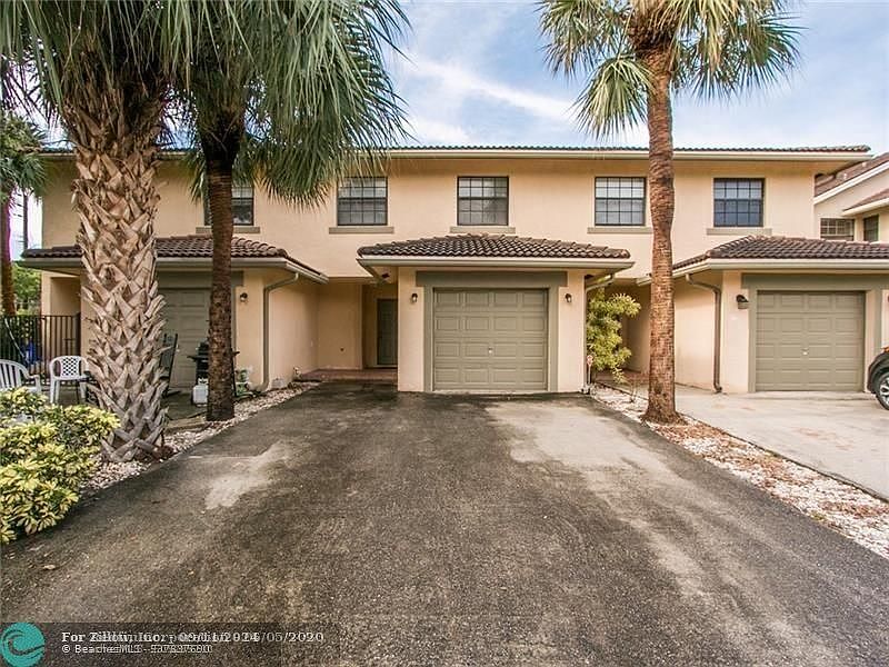 Unique dome house in Joshua Tree desert