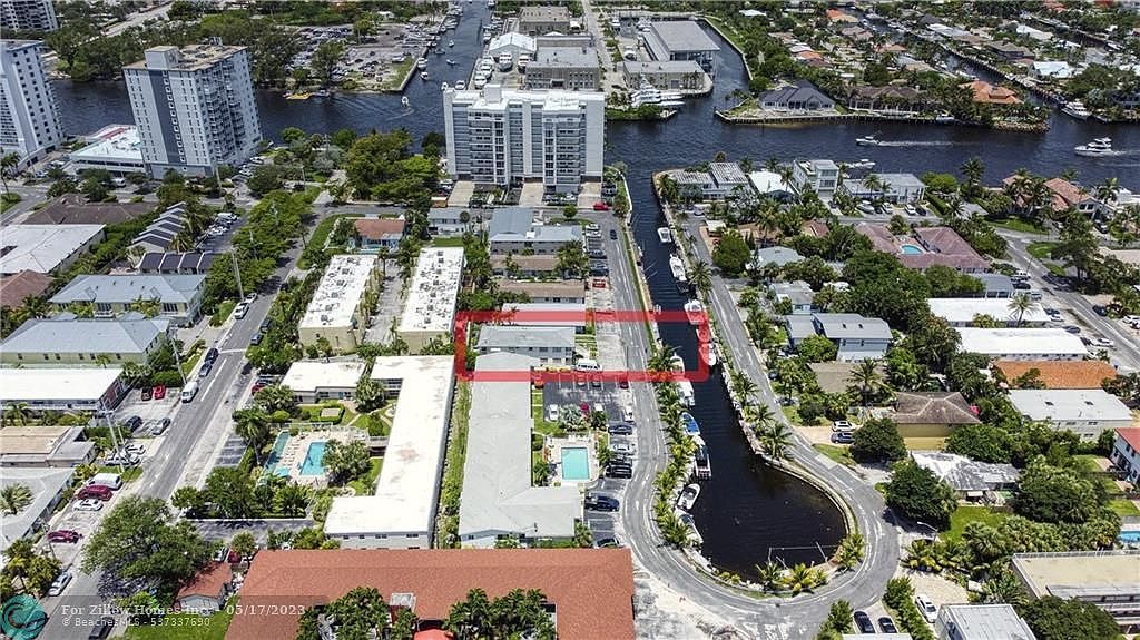 3220 Canal Dr, Pompano Beach, FL 33062 - 4