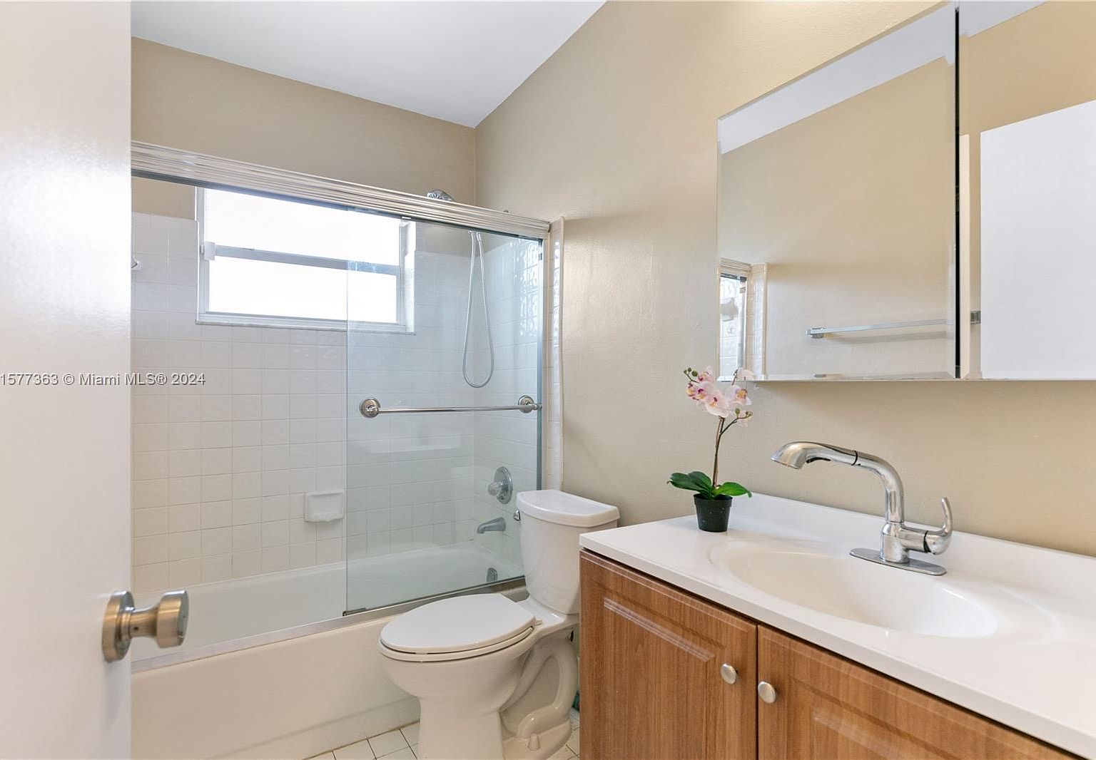 2031 NW 32nd St, Fort Lauderdale, FL 33309 - 4