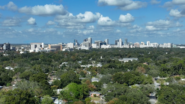 Airbnb Data on 1,335 Active Vacation Rentals in Orlando
