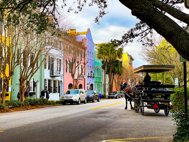 Airbnb Data on 2,220 Active Vacation Rentals in Charleston