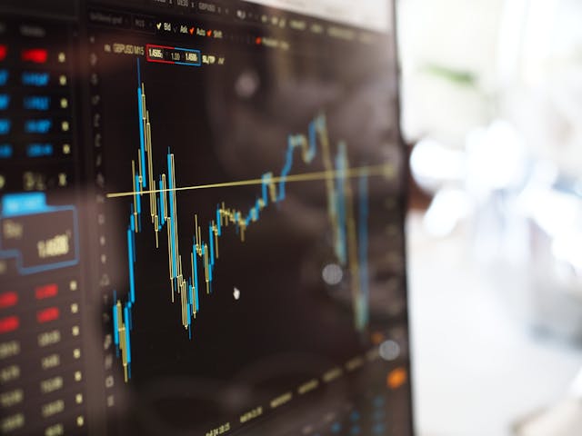 Airbnb Rentals vs. Stock Market