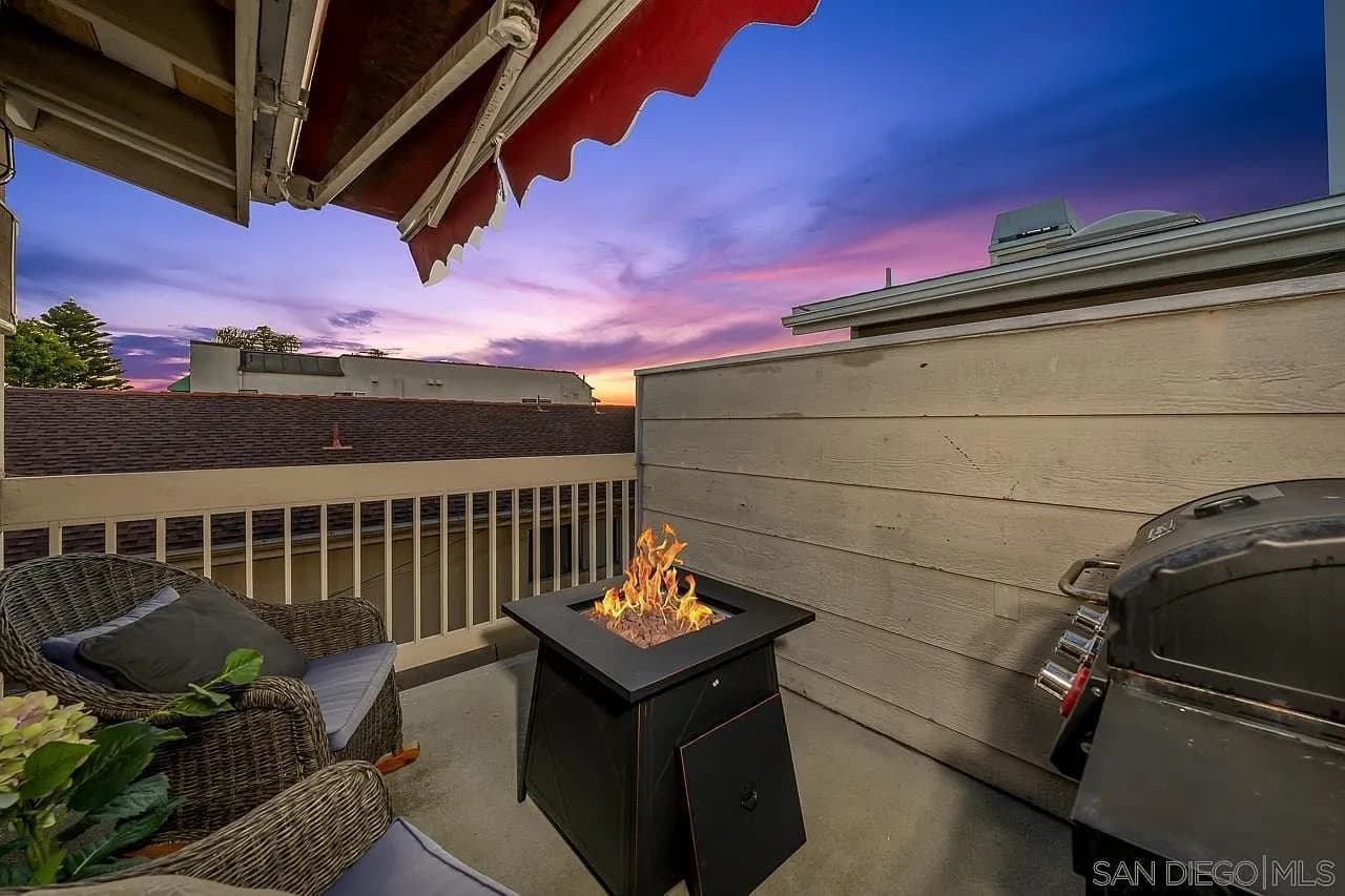 1119 Reed Ave APT 4, San Diego, CA 92109 - 3