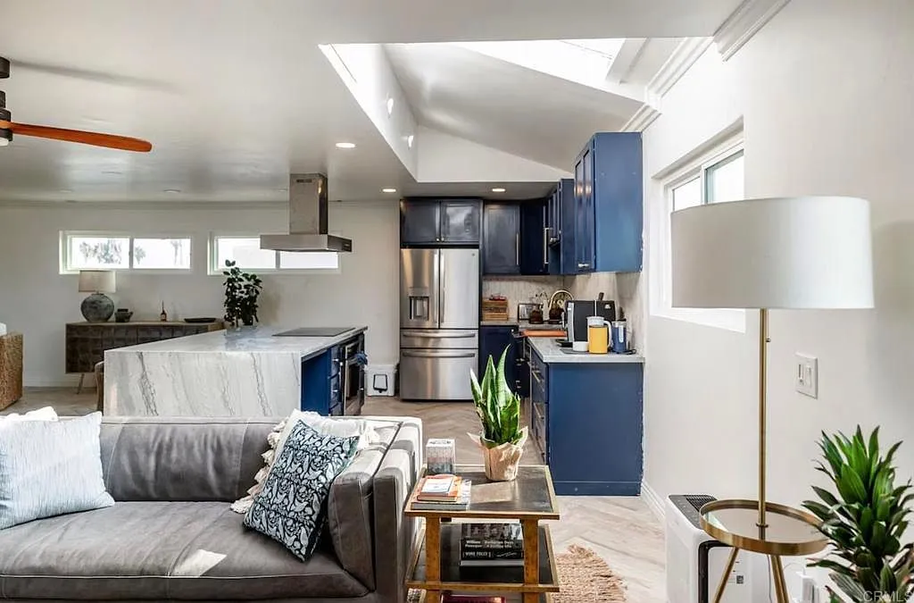 5152 Brighton Ave APT B, San Diego, CA 92107 - 2
