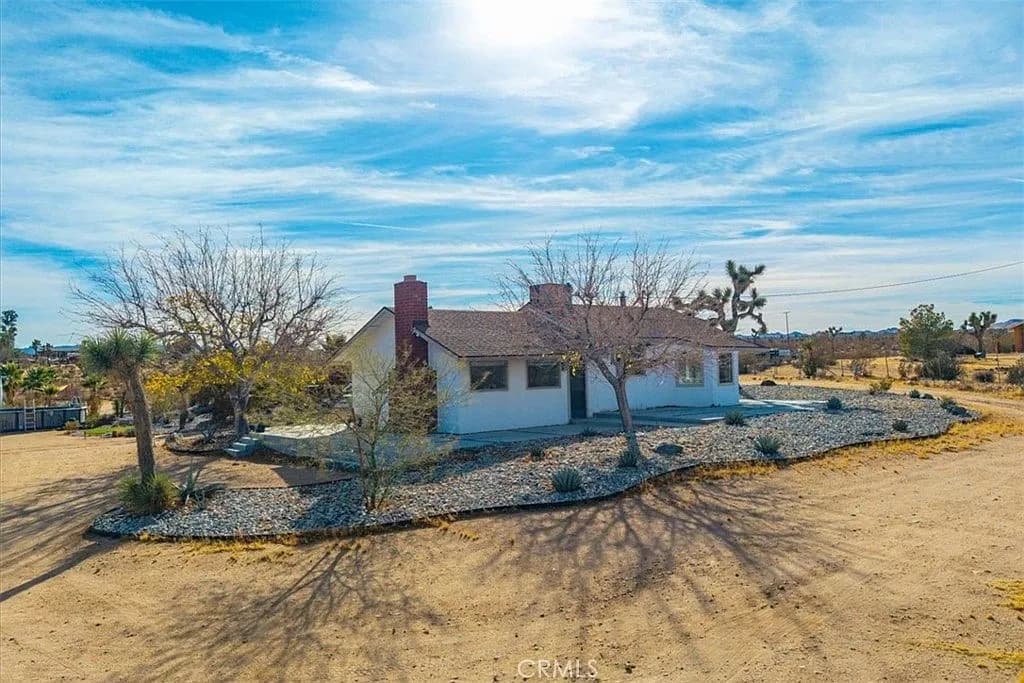 59427 La Crescenta Dr, Yucca Valley, CA 92284 - 2