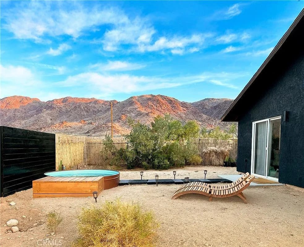 7073 Mission Ave, Twentynine Palms, CA 92277 - 2