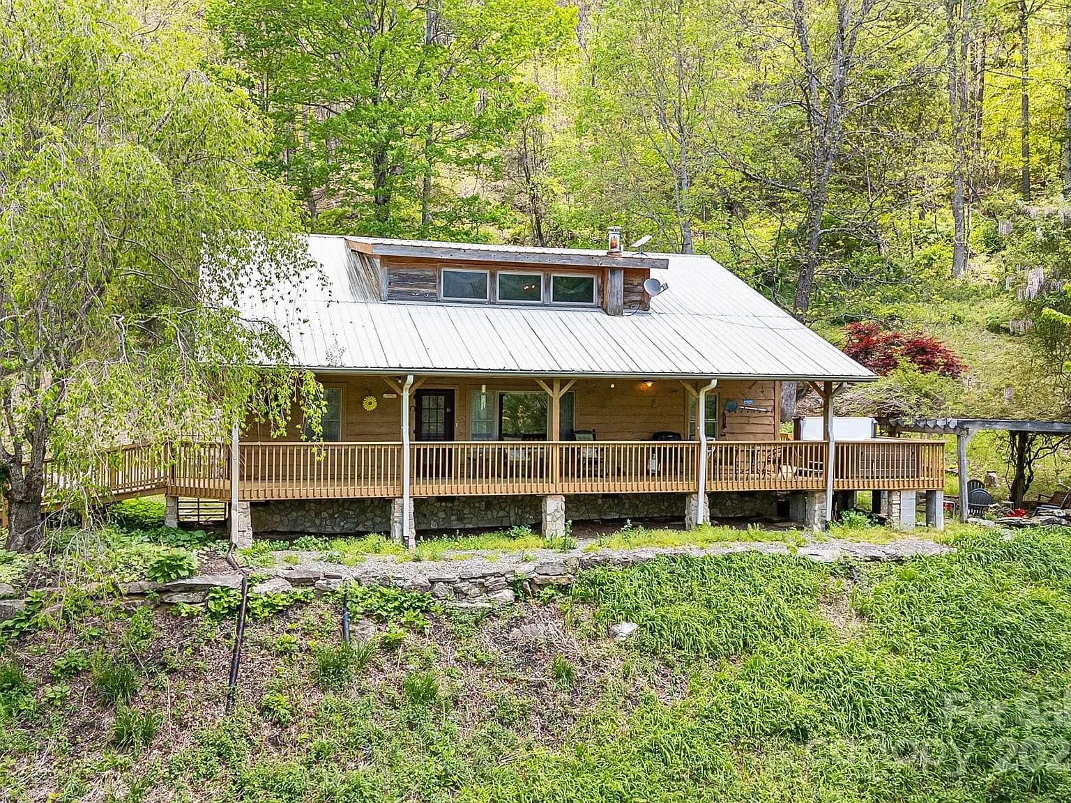 Short-term rental for sale at 620 Mason Branch Rd, Bryson City, NC 28713