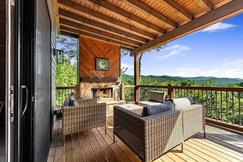 351 S Dream Catcher, Blue Ridge, GA 30513 - 2