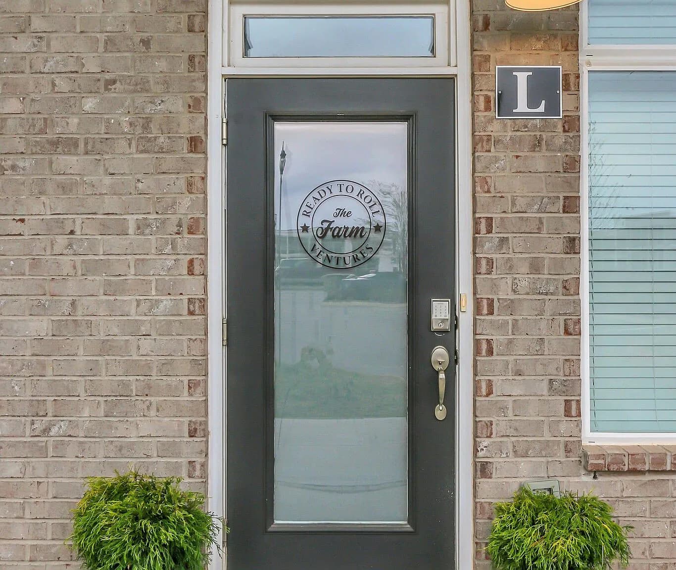 2400 Arden Village Dr #L, Columbia, TN 38401 - 4