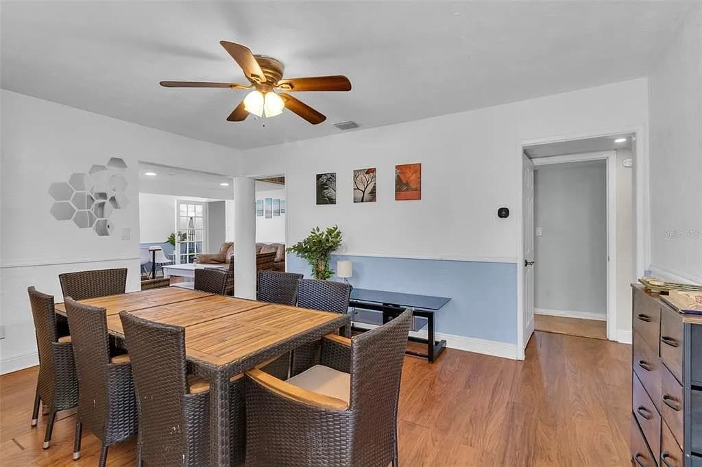 1796 Harbor Dr, Clearwater, FL 33755 - 5