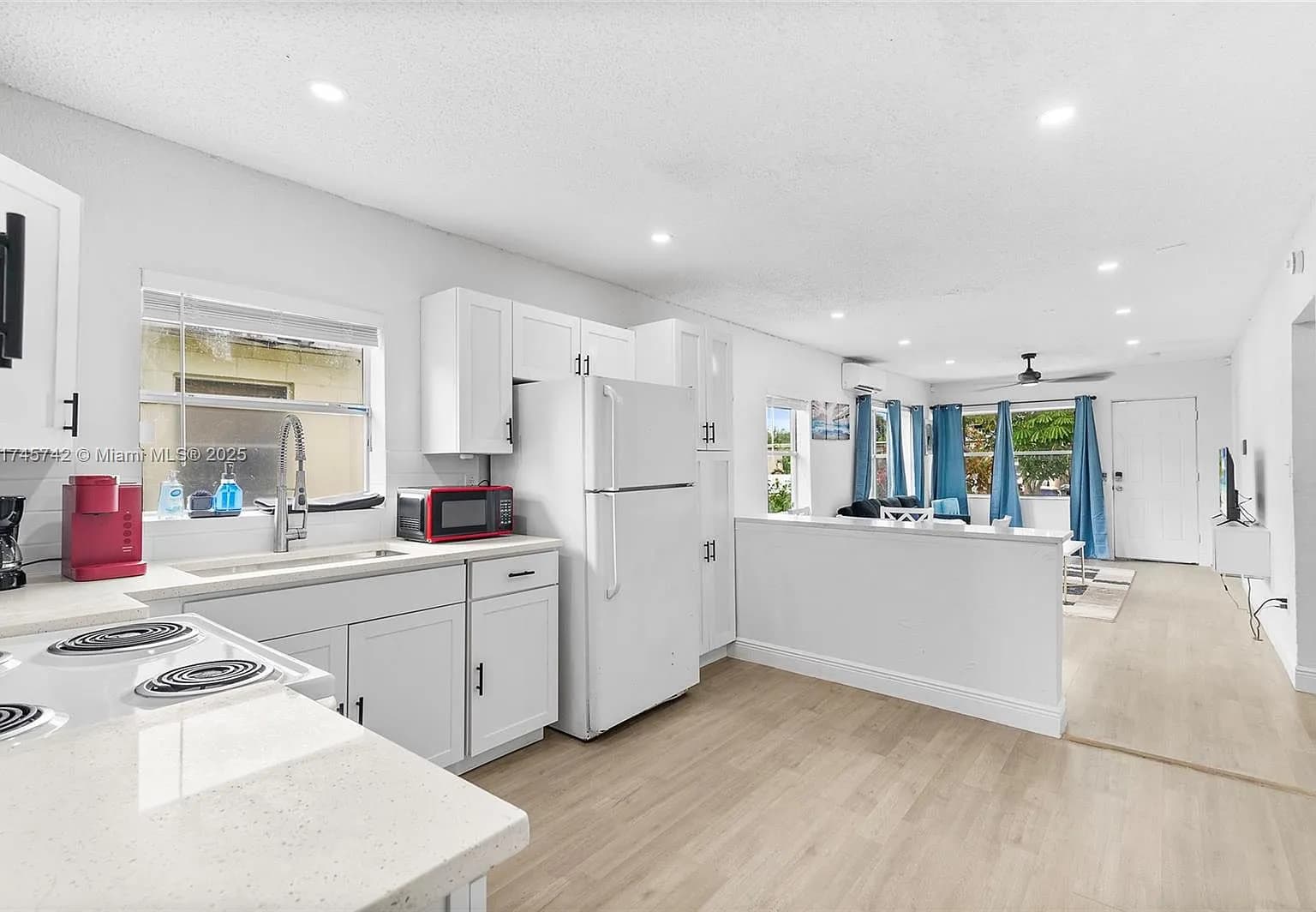 1408 N 23rd St, Fort Pierce, FL 34950 - 5