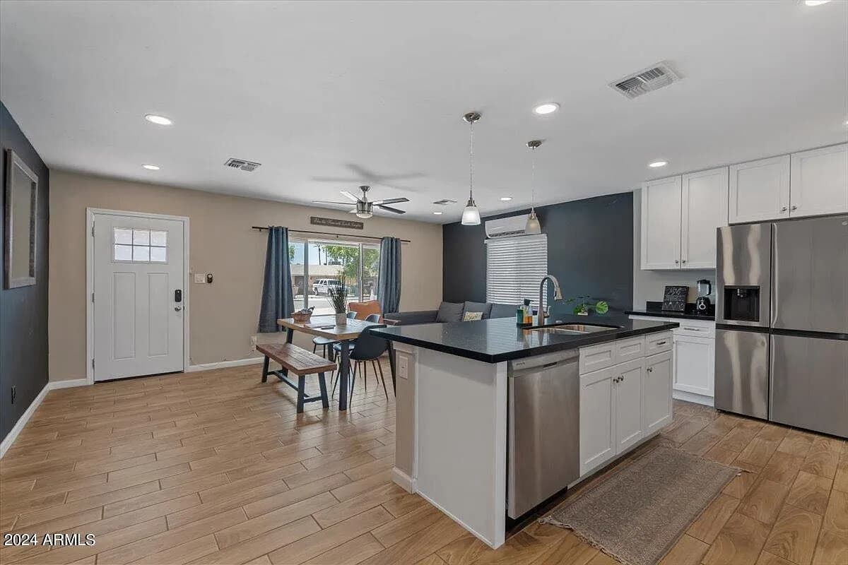 1708 E Verde Ln, Phoenix, AZ 85016 - 5
