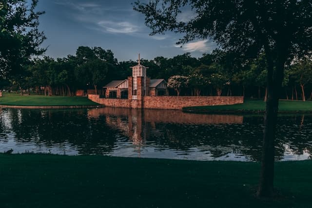 Airbnb Data on 539 Active Vacation Rentals in Irving, TX