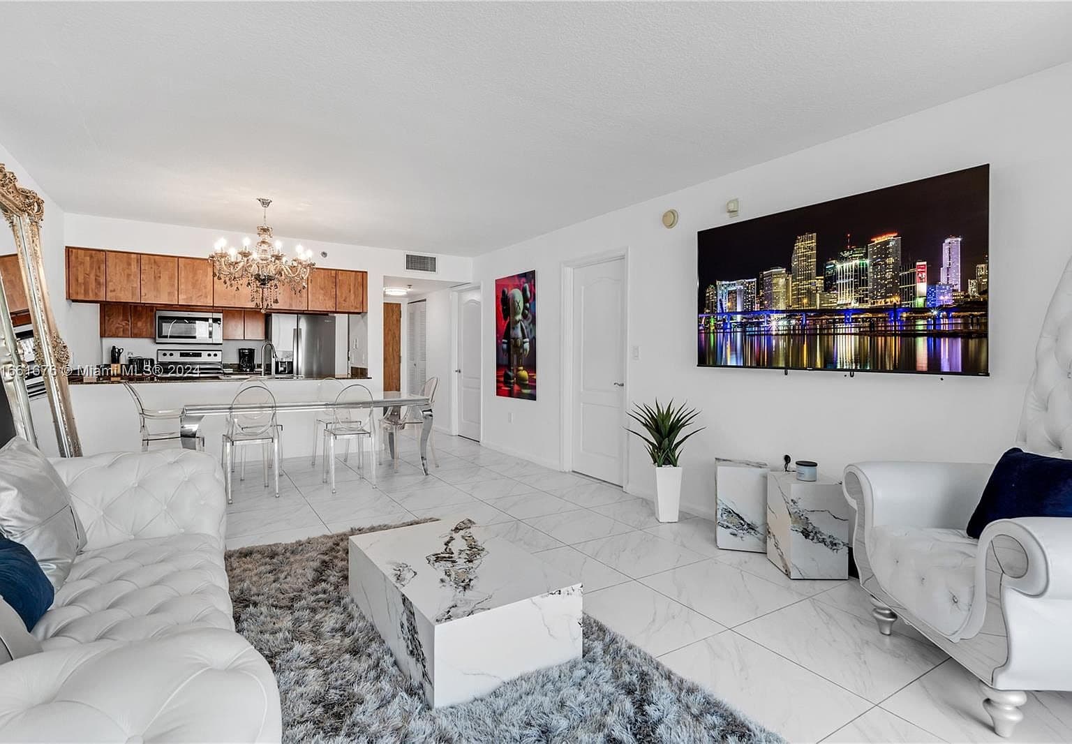 1200 Brickell Bay Dr APT 2807, Miami, FL 33131 - 4