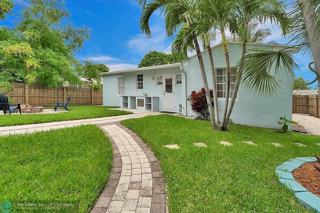333 SW 1st Ave, Delray Beach, FL 33444 - 4
