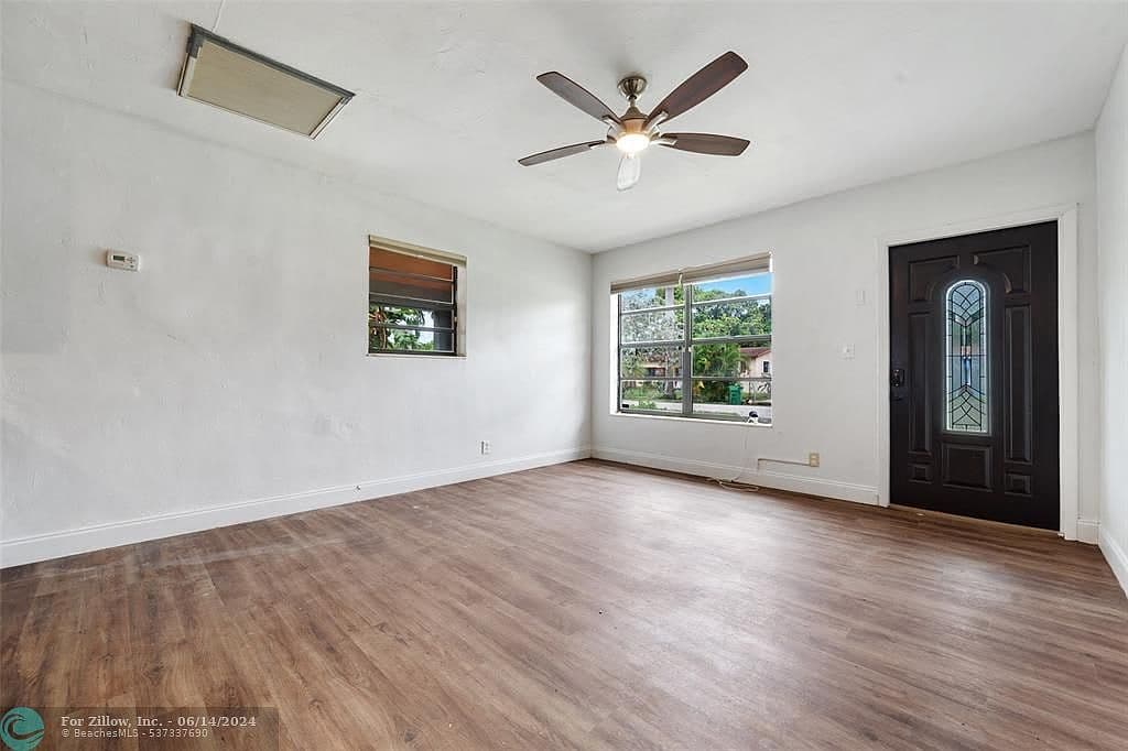 3470 NW 3rd St, Fort Lauderdale, FL 33311 - 4