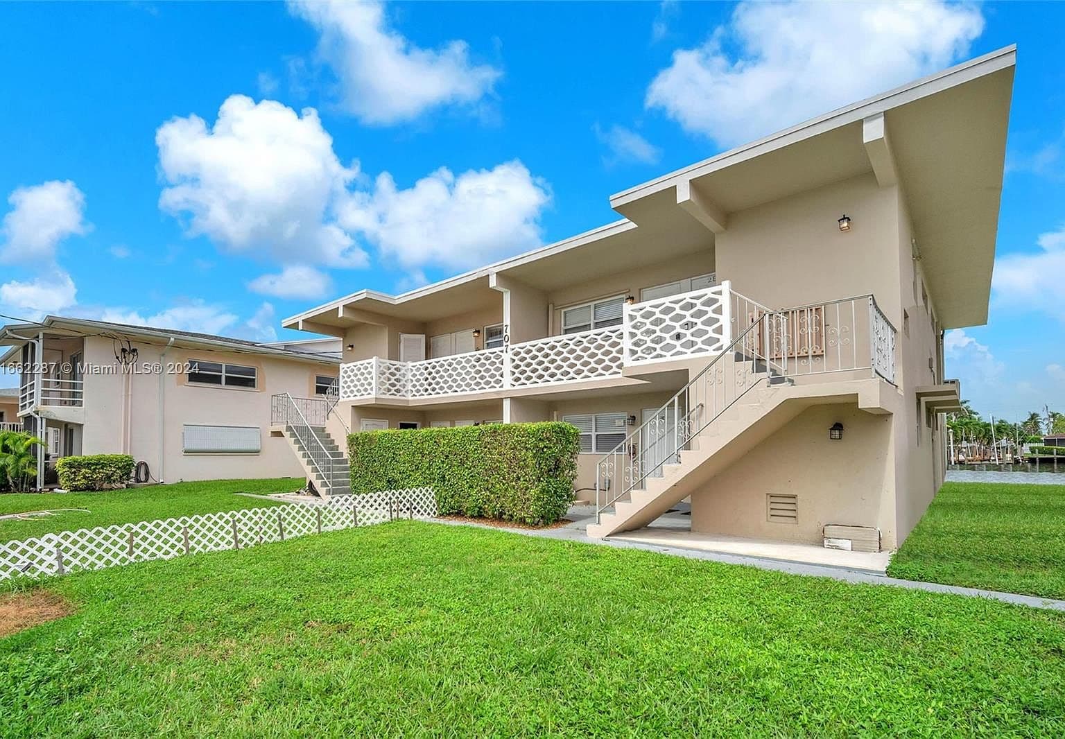 707 SE 7th Ave APT 2E, Pompano Beach, FL 33060 - 3