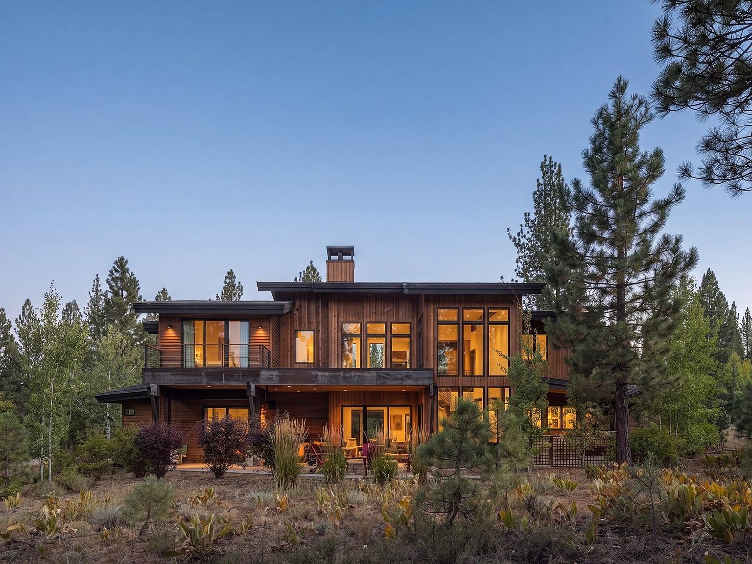 10264 Valmont Trl, Truckee, CA, 96161 - 4