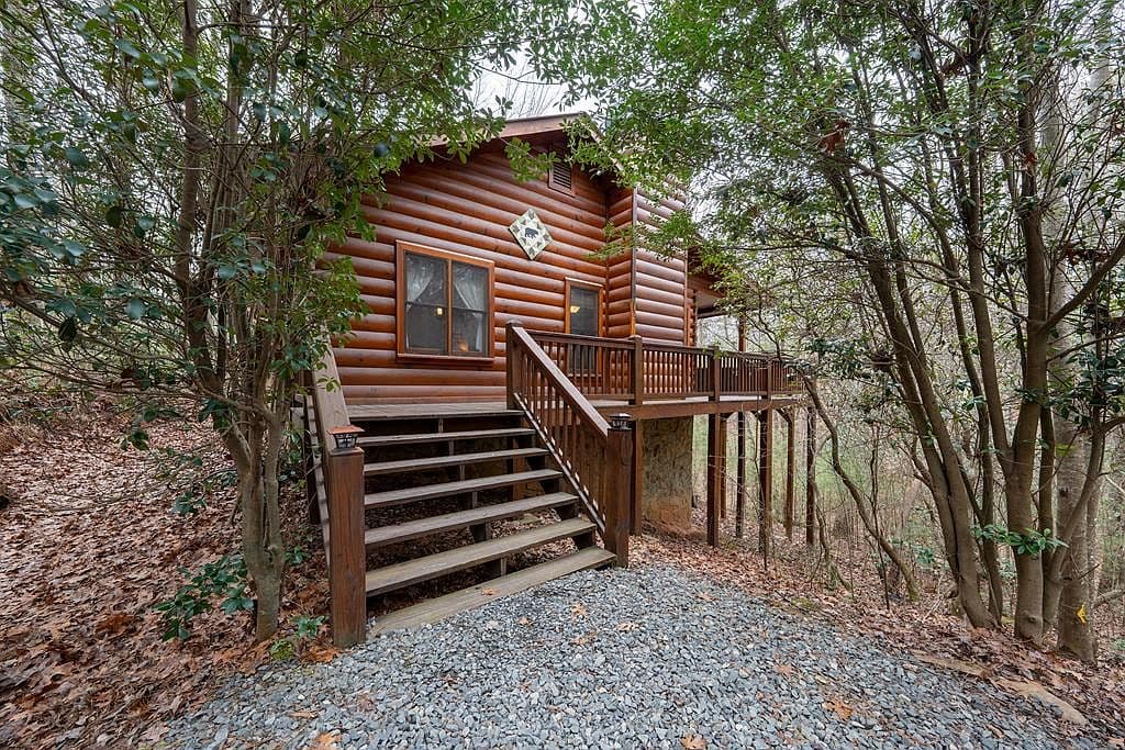 Short-term rental for sale at 1165 Little Bushy Head Rd, Blue Ridge, GA, 30513