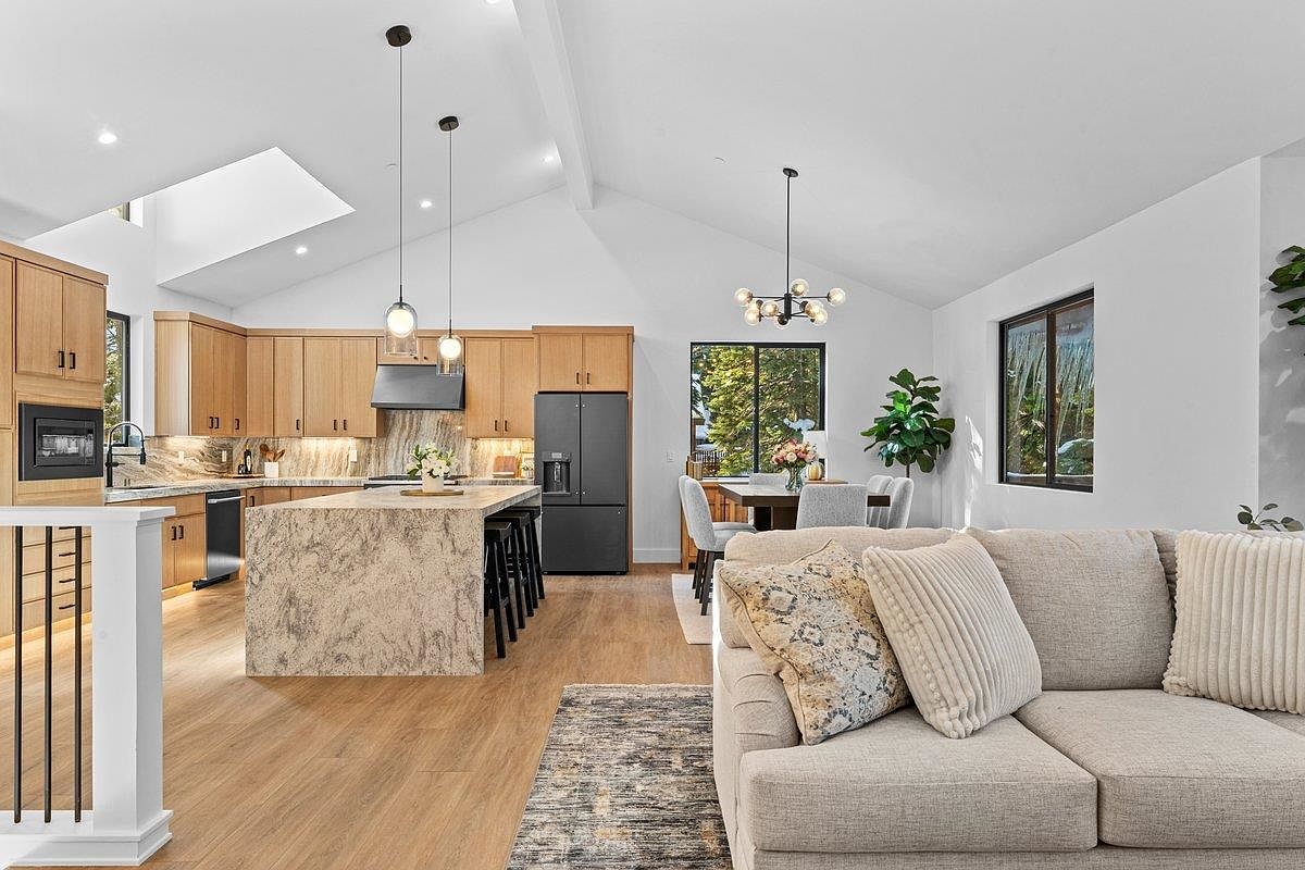 1174 Statford Way, Tahoe Vista, CA, 96148 - 3