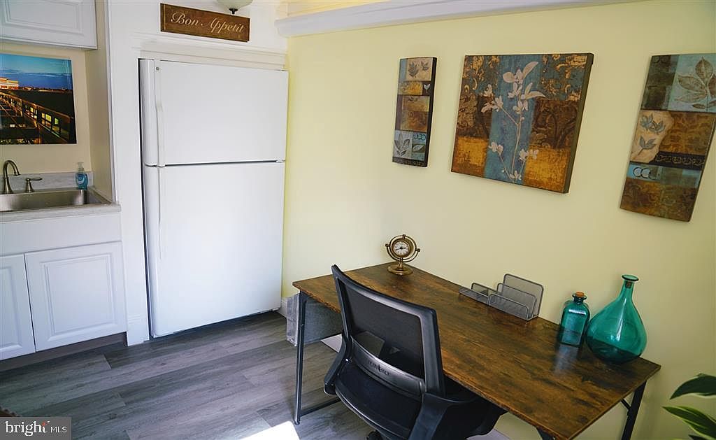 1303 Saddleback Rd, Pikesville, MD, 21208 - 3