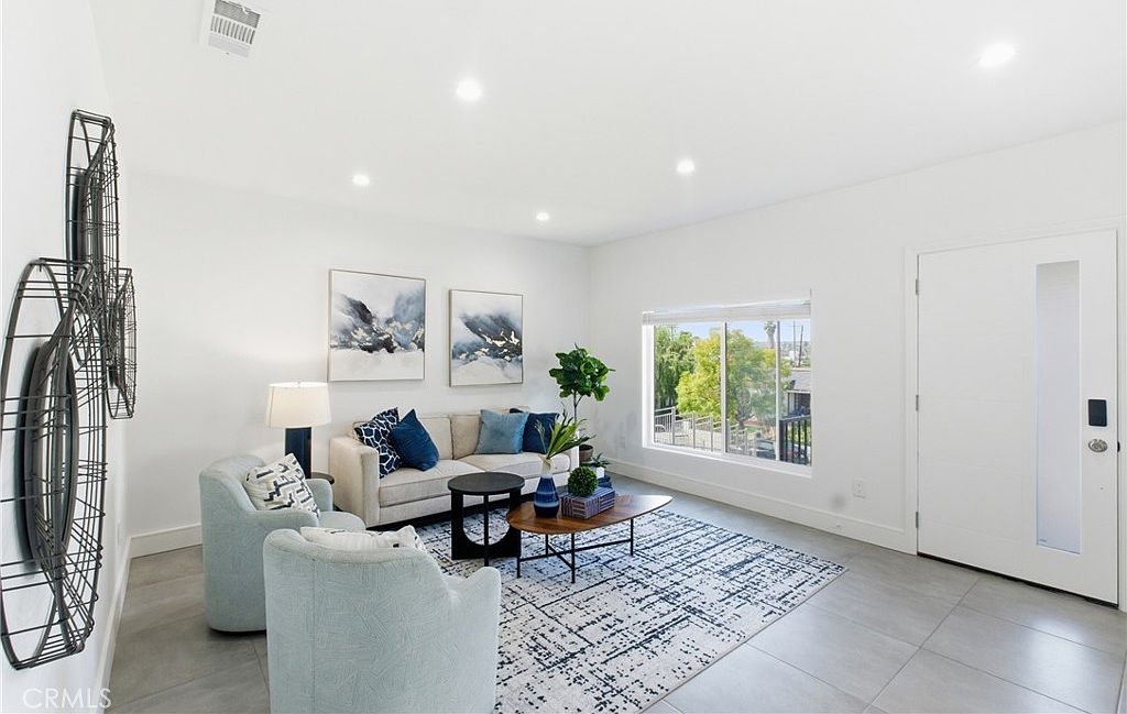 1364 S Ridgeley Dr, Los Angeles, CA, 90019 - 3