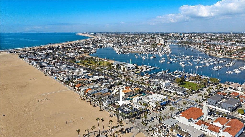 1504 W Oceanfront #5, Newport Beach, CA, 92661 - 5