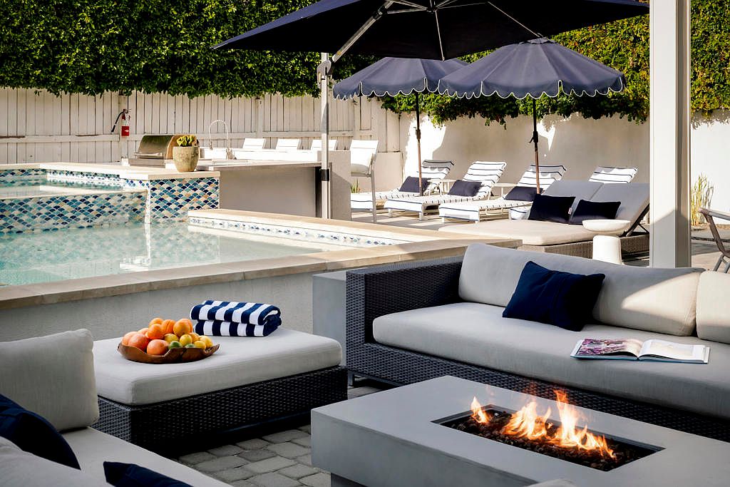 154 E Ocotillo Ave, Palm Springs, CA, 92264 - 5