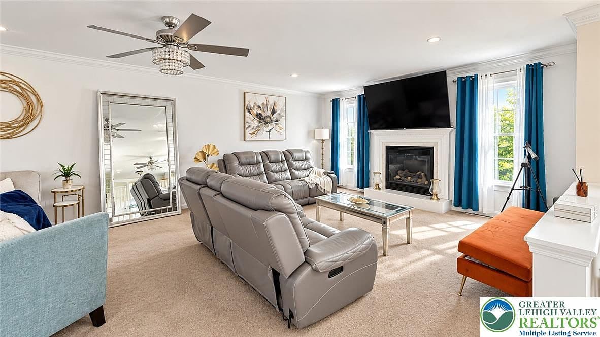 169 Lookout Dr, Albrightsville, PA, 18210 - 5