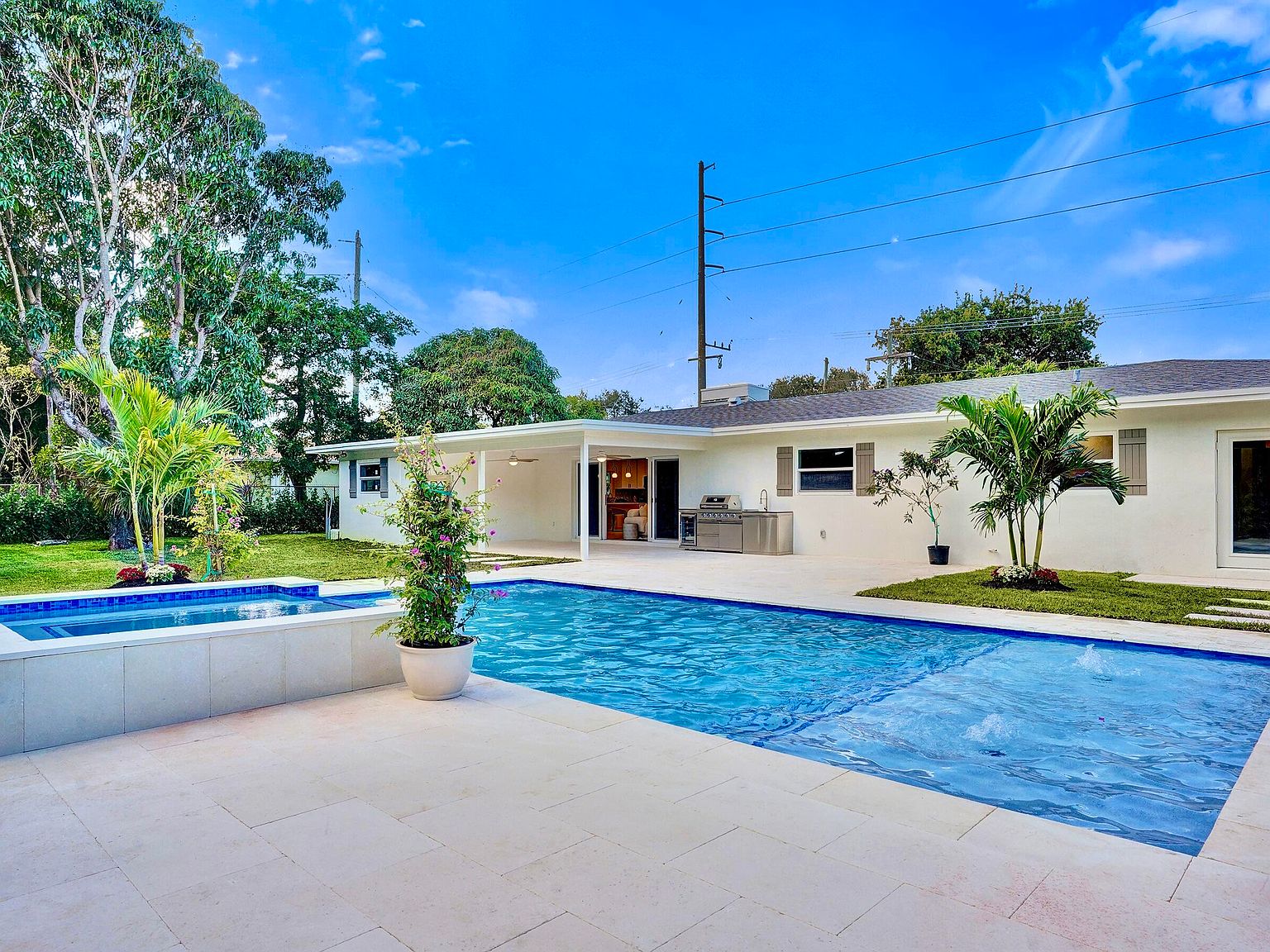 200 NW 2nd Street, Delray Beach, FL, 33444 - 3