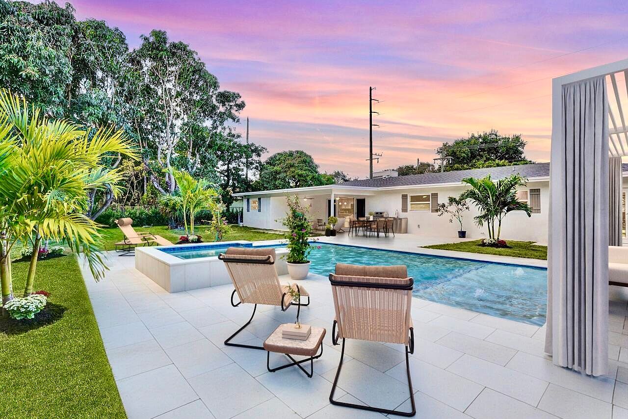 200 NW 2nd Street, Delray Beach, FL, 33444 - 4