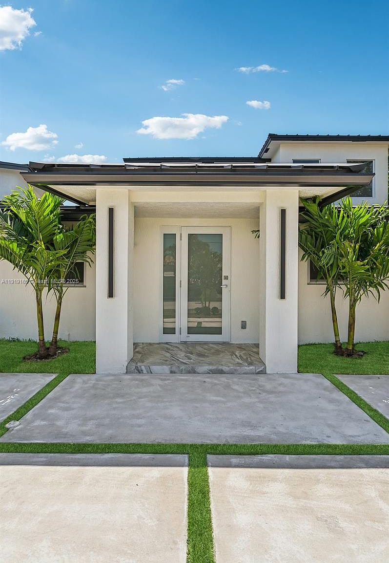 2001 SW 23rd Ave, Fort Lauderdale, FL, 33312 - 3