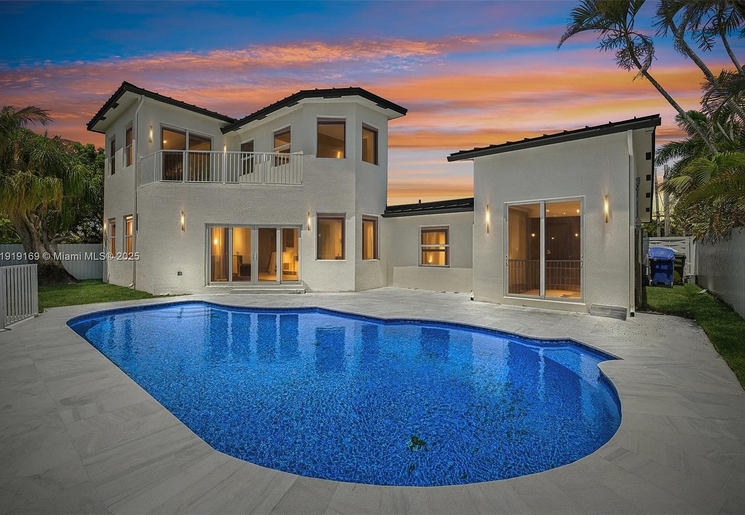 2001 SW 23rd Ave, Fort Lauderdale, FL, 33312 - 2