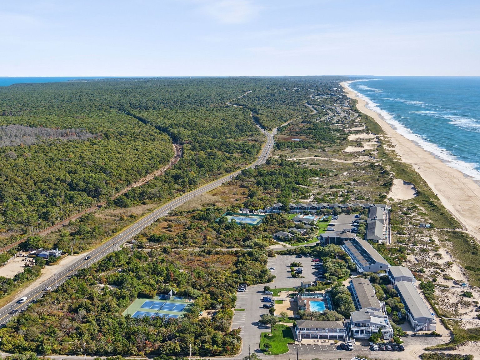 2166 Montauk Hwy, Amagansett, NY, 11930 - 5