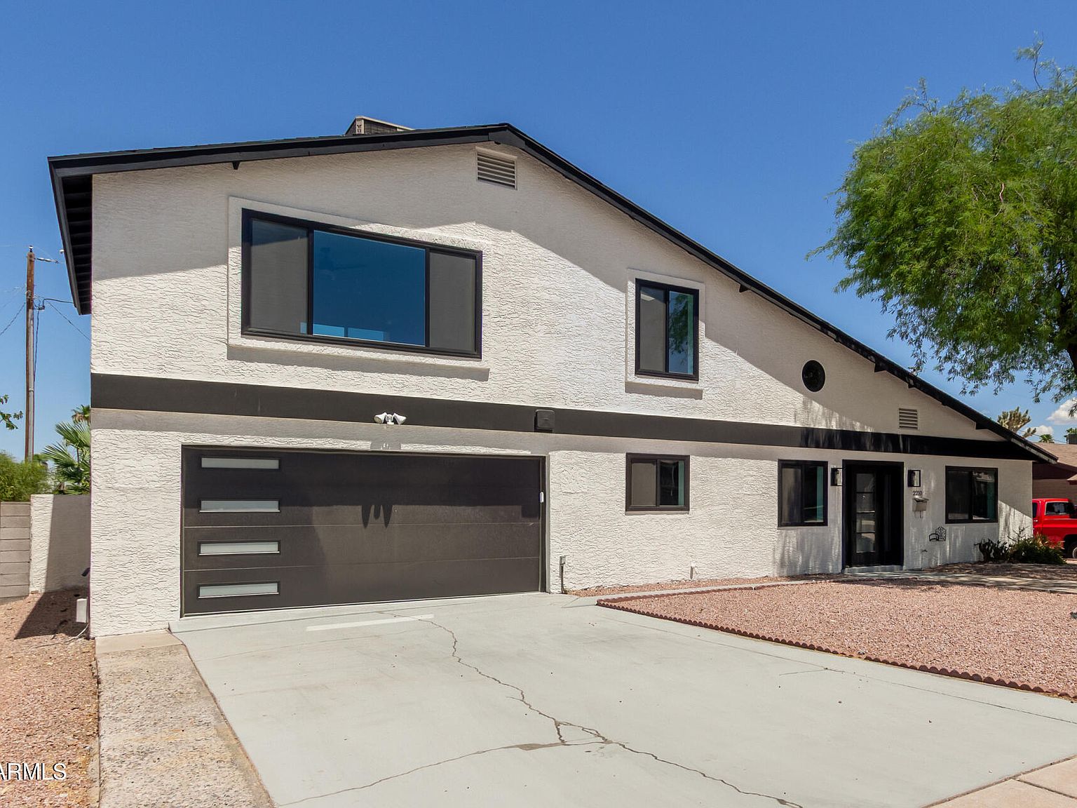 2210 E EVERETT Drive, Phoenix, AZ, 85022 - 2