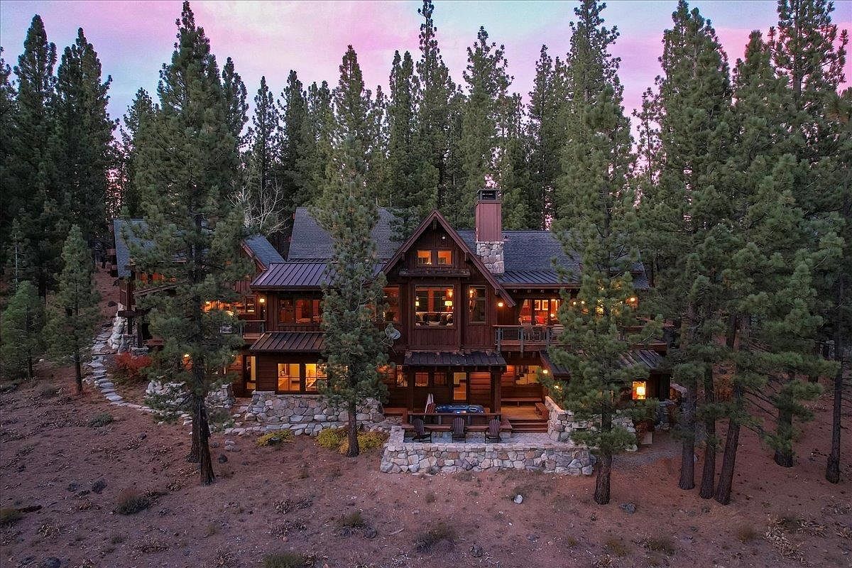 260 Laura Knight, Truckee, CA, 96161 - 3